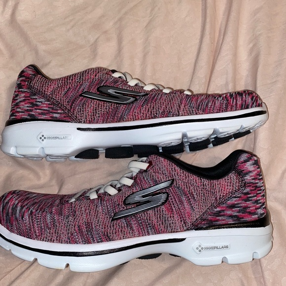 Shoes - Picture 3 of 5